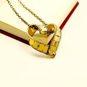Meter, heart shape necklace